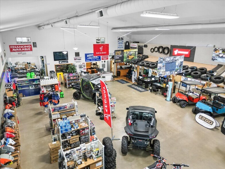 More Photos Of 11494 N Warren St, Hayden Freestanding For Sale