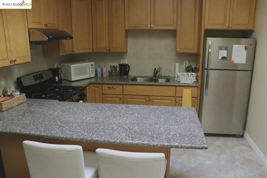 More Photos Of 1612-1616 International Blvd, Oakland Storefront Retail Residential For Sale