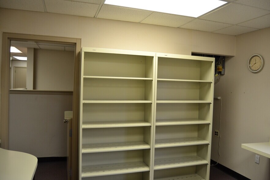 More Photos Of 20 Hospital Dr, Toms River Medical For Lease
