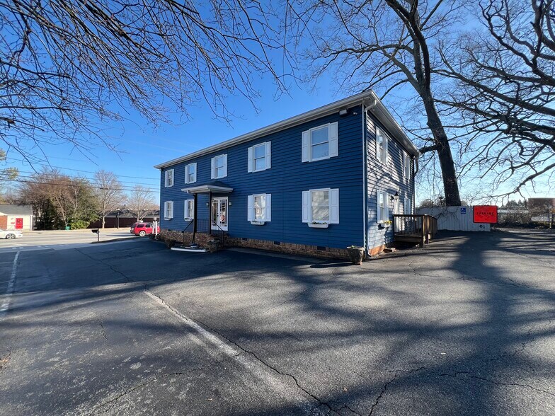 More Photos Of 1330 Concord Rd, Smyrna Office For Lease