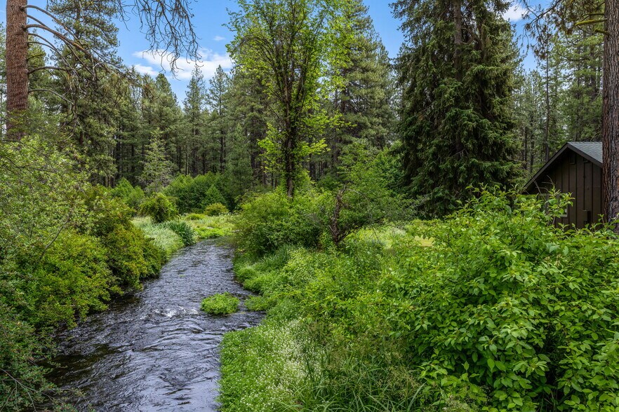 More Photos Of 13375 SW Forest Service Rd, Camp Sherman Hotel For Sale
