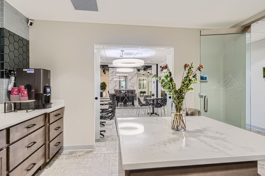 More Photos Of 6130 Greenwood Plaza Blvd, Greenwood Village Office For Sale