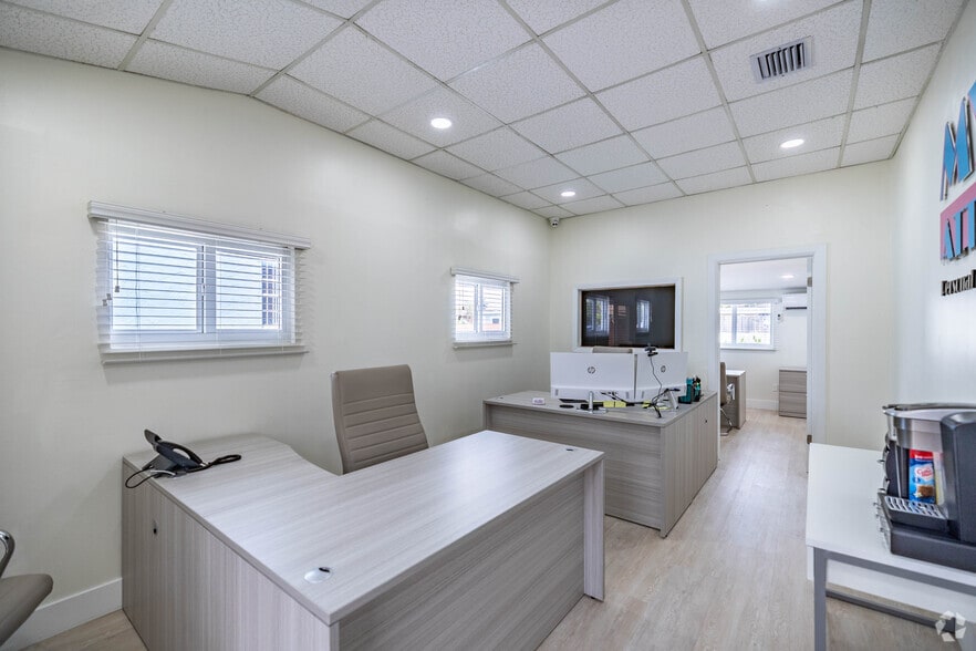More Photos Of 6443 Bird Rd, Miami Medical For Sale