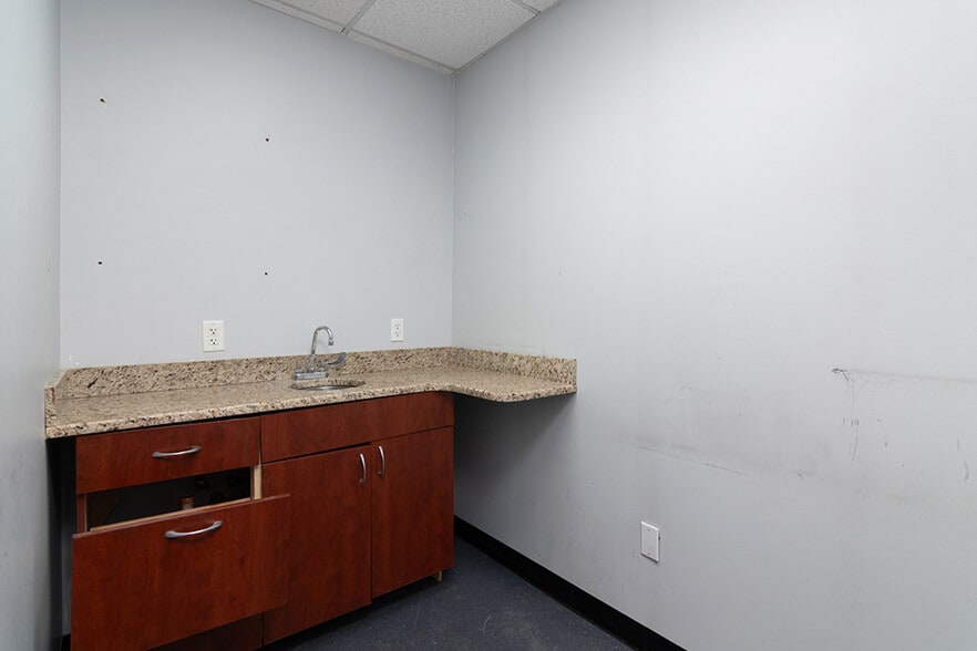 More Photos Of 120 N Main St, Attleboro Medical For Sale