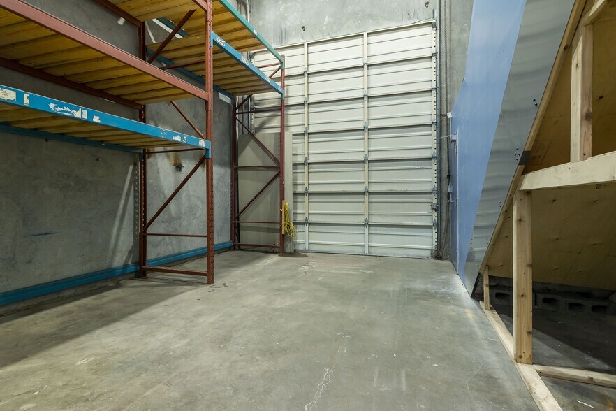 More Photos Of 13761 116 Ave, Surrey Flex For Lease