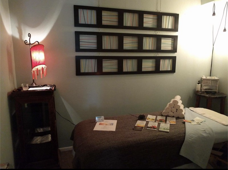 More Photos Of 3148 Southgate Cir, Sarasota Office For Sale