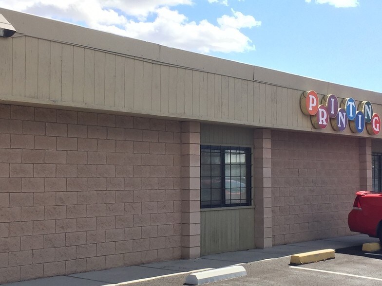 More Photos Of 397-399 Greg St, Sparks Light Distribution For Lease