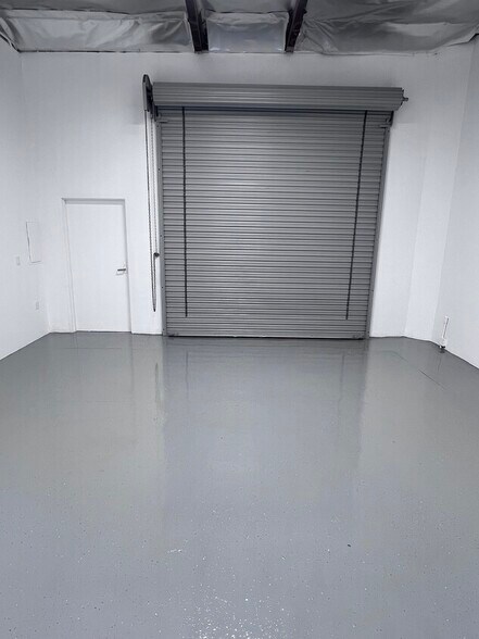 More Photos Of 7901 Canoga Ave, Canoga Park Warehouse For Lease