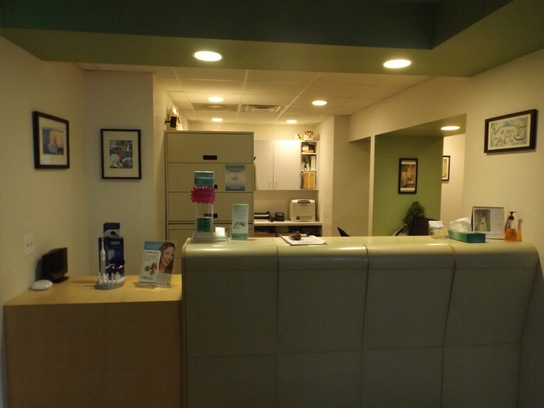 More Photos Of 1310 S Main St, Ann Arbor Medical For Sale