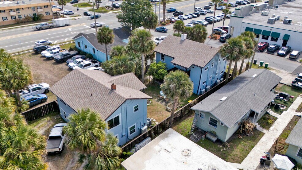 More Photos Of 315 15th Ave N, Jacksonville Beach Apartments For Sale
