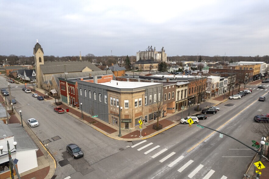More Photos Of 50-52 S Main St, London Storefront Retail Residential For Sale