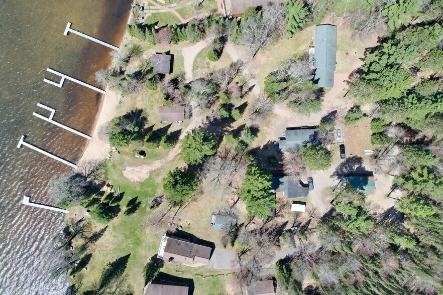 More Photos Of 8475 Hillcrest Ln, Saint Germain Hotel For Sale