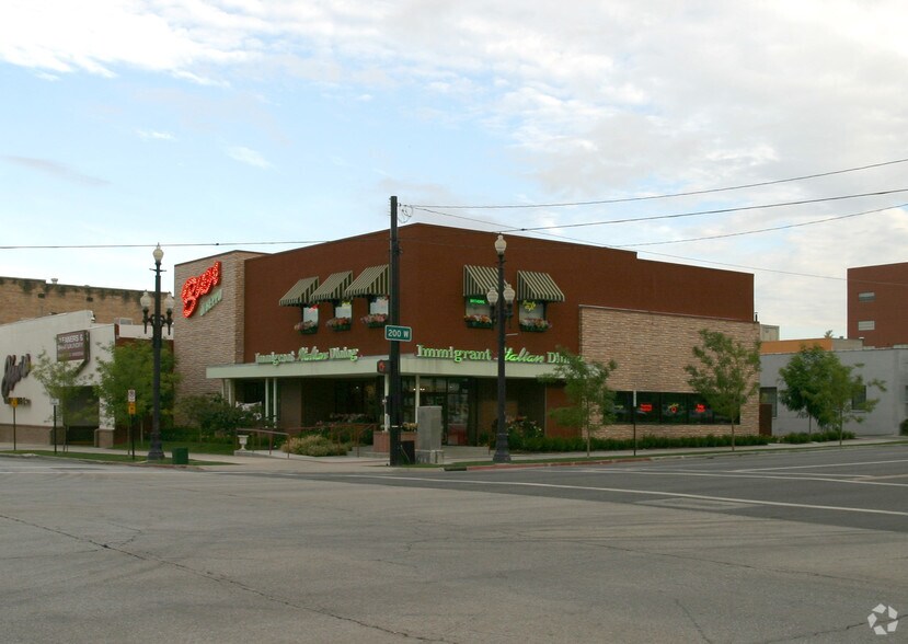 More Photos Of 202 W Broadway, Salt Lake City Restaurant For Lease