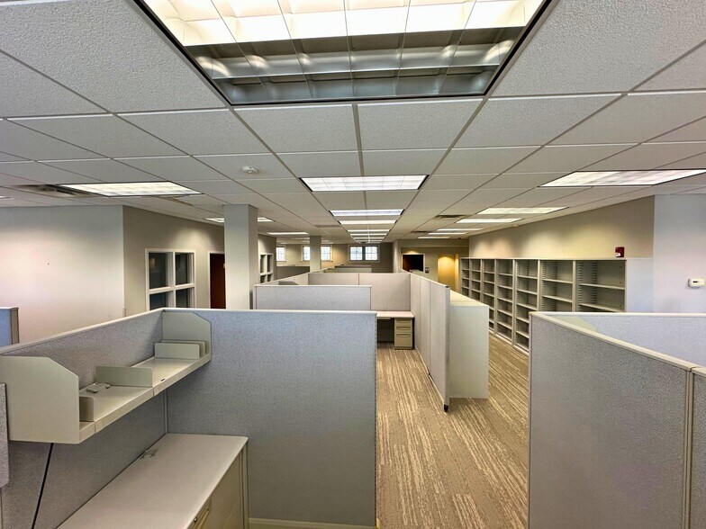 More Photos Of 275 Professional Ct, Riverdale Medical For Sale
