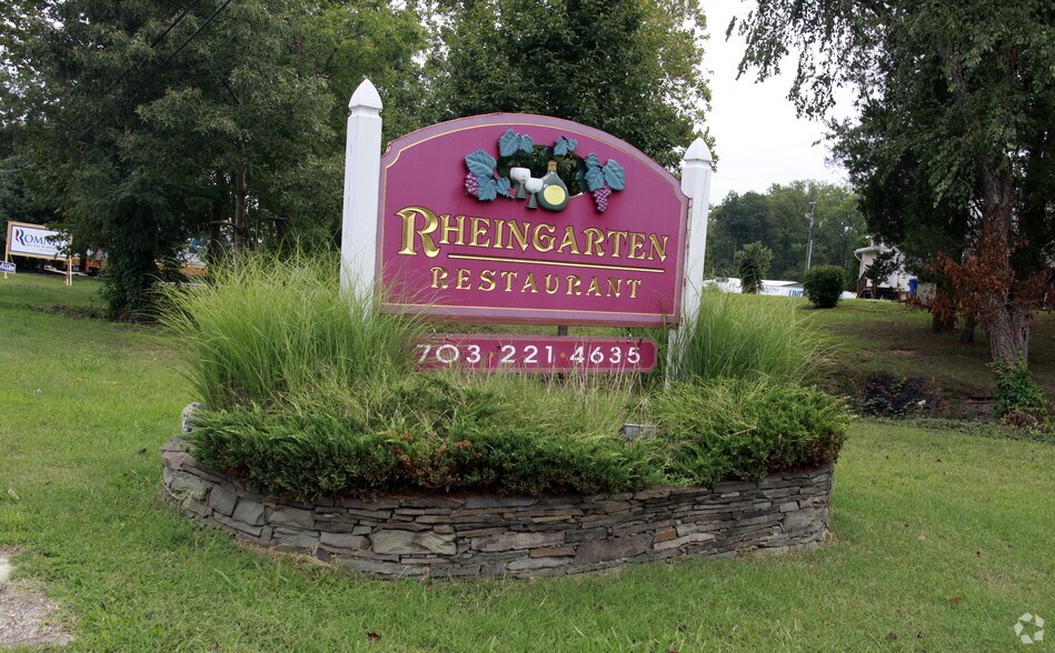 More Photos Of 3998 Jefferson Davis Hwy, Stafford Freestanding For Sale