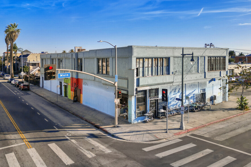 Primary Photo Of 2600 S Main St, Los Angeles Light Manufacturing For Sale