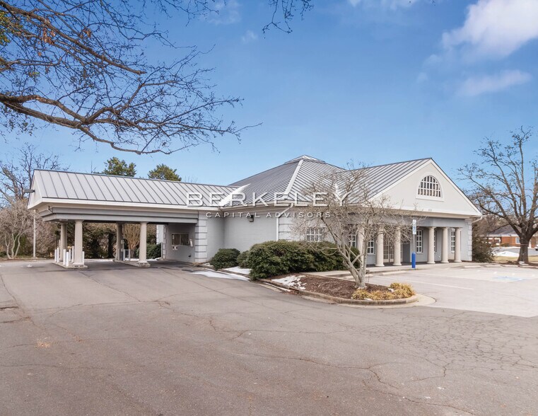 More Photos Of 832 Main St, Graham Bank For Sale