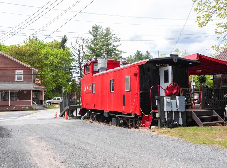 More Photos Of 151 Route 28, Inlet Restaurant For Sale