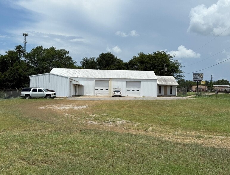 Primary Photo Of 825 N State Highway 121, Bonham Industrial For Sale