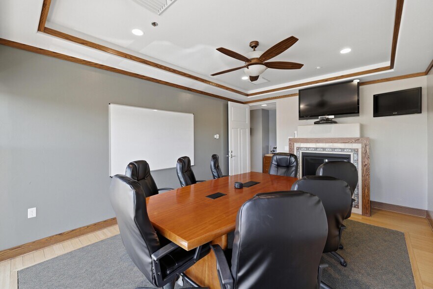 More Photos Of 169 W 2710 S Cir, St George Office For Sale