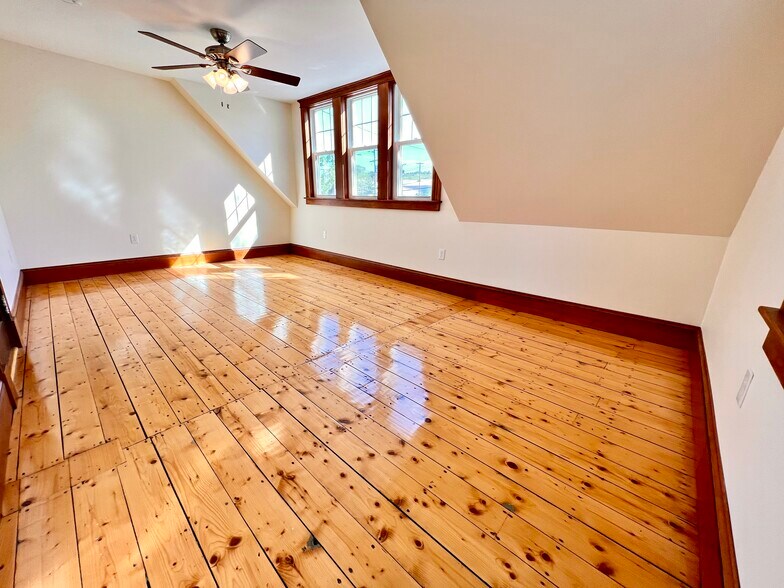 More Photos Of 546 Broadway, Bangor Storefront Retail Residential For Sale