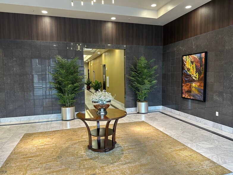 More Photos Of 86 N University Ave, Provo Office Residential For Lease