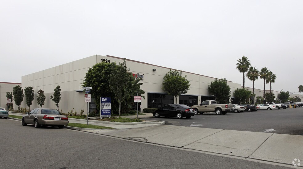 More Photos Of 1525 N Endeavor Pl, Anaheim Warehouse For Lease