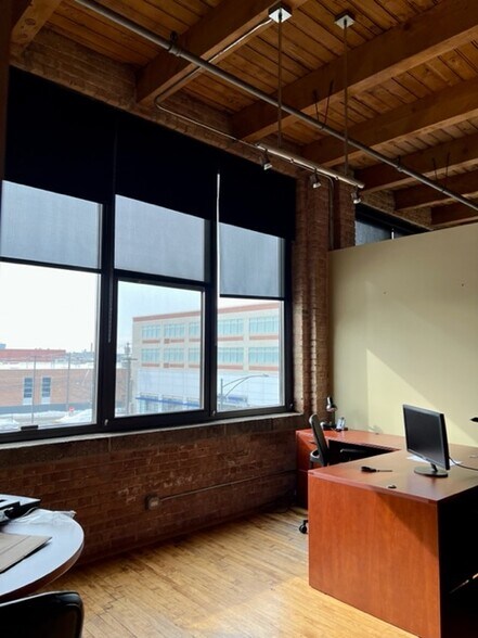 More Photos Of 1901 N Clybourn Ave, Chicago Loft Creative Space For Lease