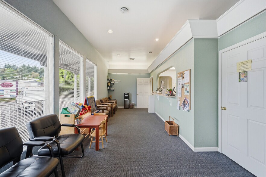More Photos Of 1097 E Main St, Grass Valley Office For Sale