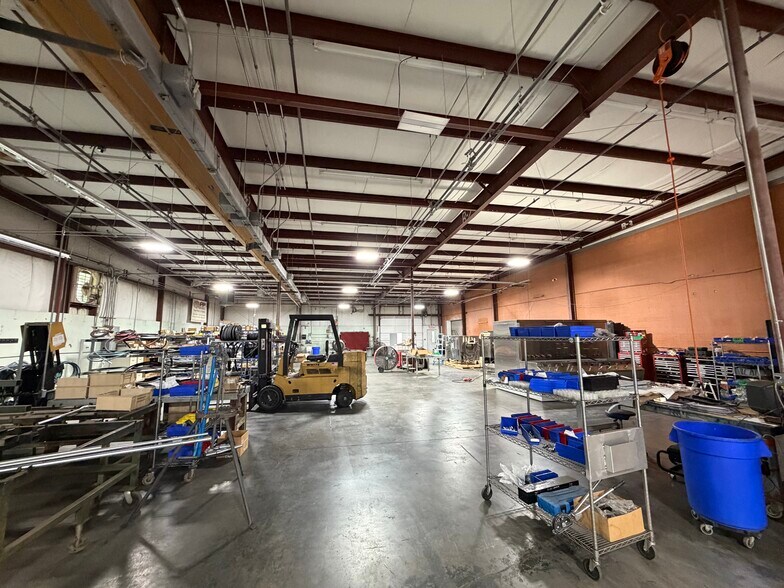 More Photos Of 1101 Curtis St, Monroe Warehouse For Lease