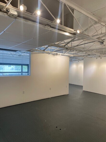 More Photos Of 7610-7636 NE 4th Ct, Miami Industrial For Lease