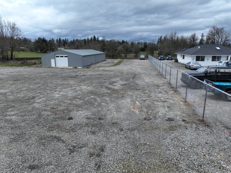 More Photos Of 104 NE 194th St, Ridgefield Warehouse For Lease