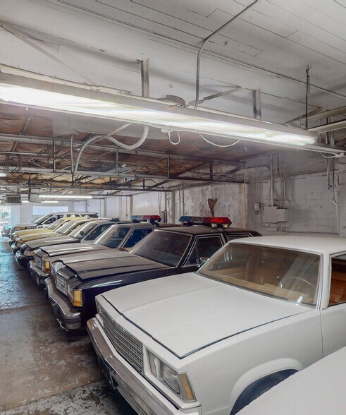 More Photos Of 1101 2nd St NW, Albuquerque Auto Repair For Sale