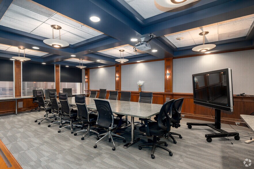 More Photos Of 111 Grant Ave, Endicott Office For Sale