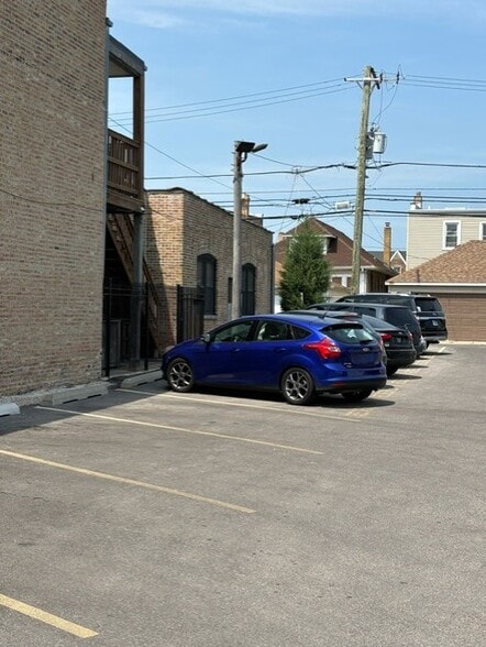 More Photos Of 5450 W Belmont Ave, Chicago Storefront Retail Office For Lease