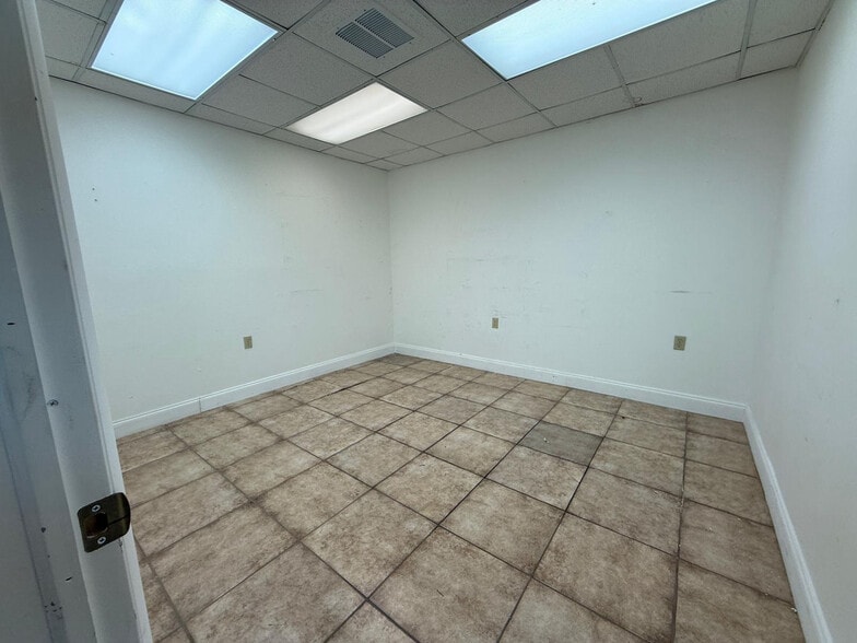 More Photos Of 801 Monterey St, Coral Gables Medical For Lease