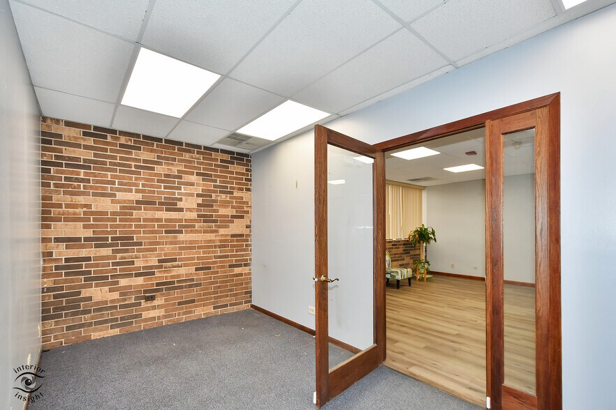 More Photos Of 935 W 175th St, Homewood Medical For Sale