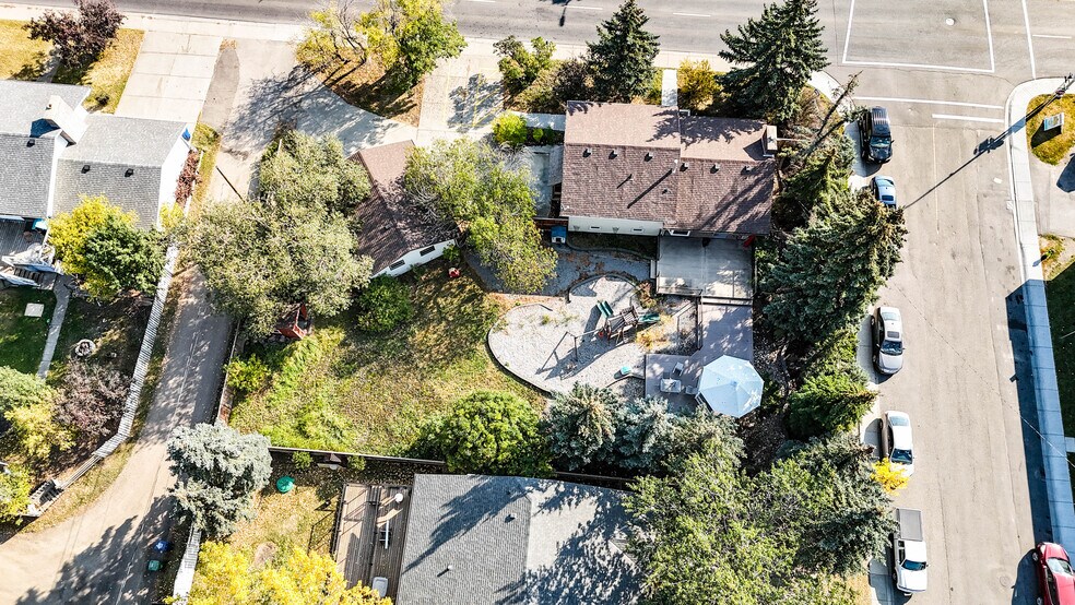 More Photos Of 309 Main St N, Airdrie Office For Sale