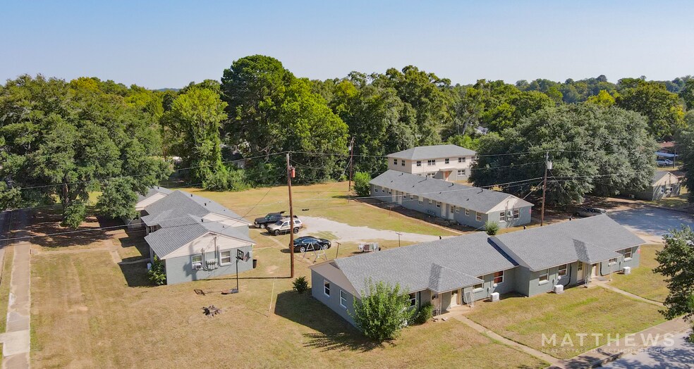 More Photos Of 2400 4th Ave, Phenix City Apartments For Sale