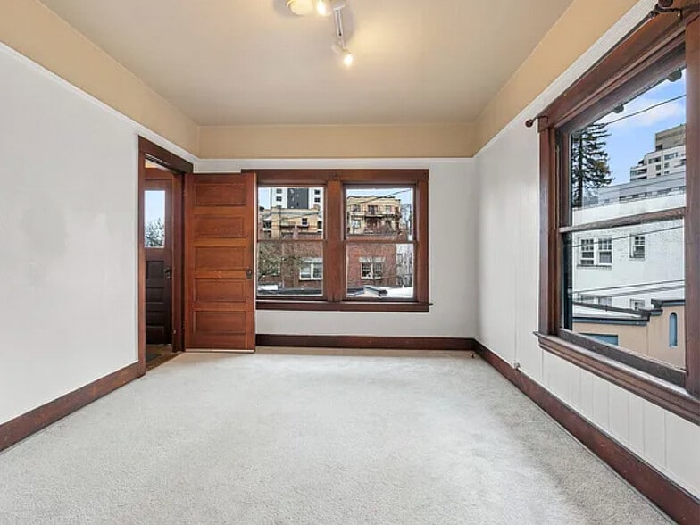 More Photos Of 2308-2326 SW Osage St, Portland Apartments For Sale