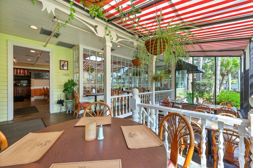 More Photos Of 102 San Marco Ave, Saint Augustine Restaurant For Sale