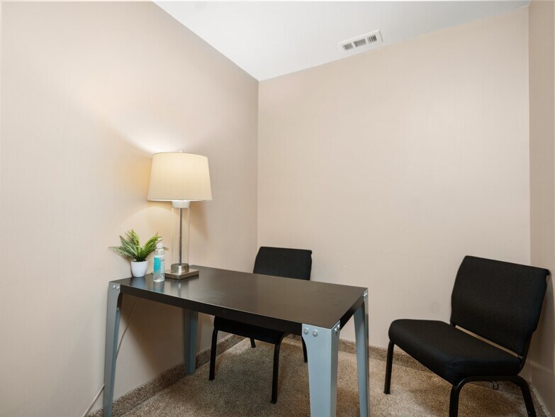 More Photos Of 3211 N Garfield, Traverse City Freestanding For Sale