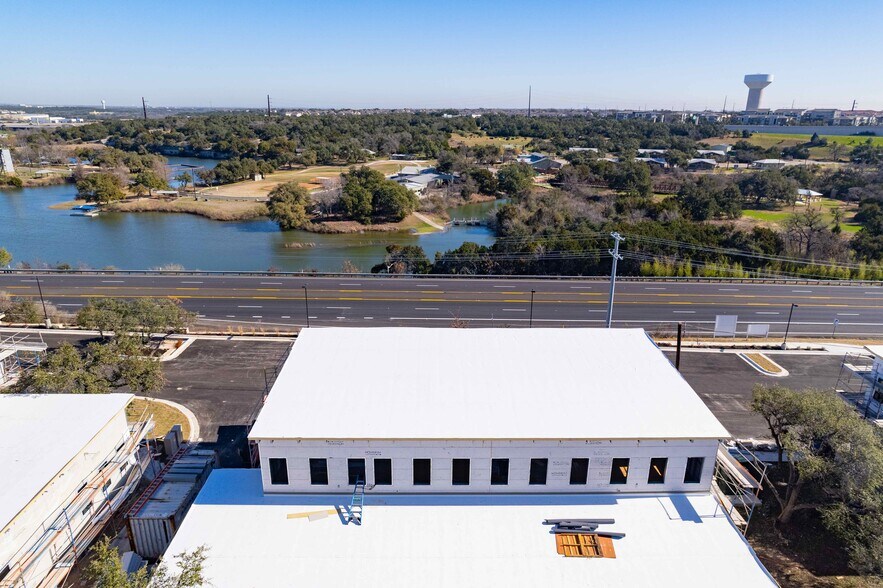 More Photos Of 1651 S Bell Blvd, Cedar Park Storefront Retail Office For Sale