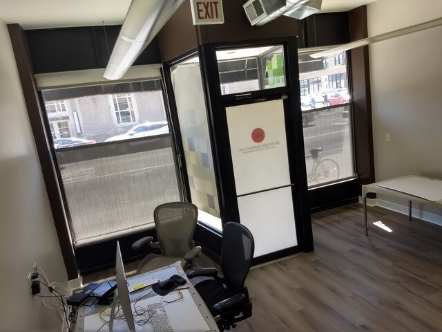 More Photos Of 1338-1346 W Irving Park Rd, Chicago Apartments For Lease