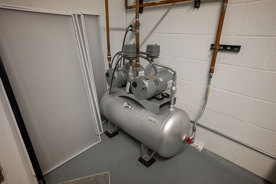 More Photos Of 3126 Wilmington Rd, New Castle Medical For Lease