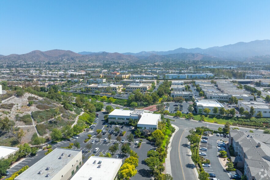 More Photos Of 1 Orchard Rd, Lake Forest Office For Lease