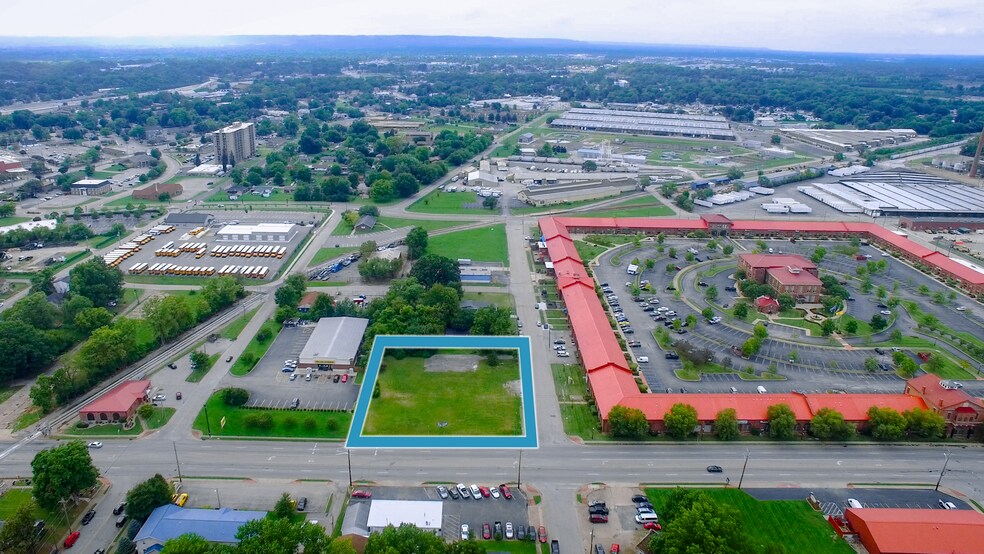 More Photos Of 1003 Watt St, Jeffersonville Land For Lease