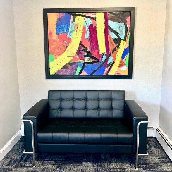 More Photos Of 26 Shunpike Rd, Cromwell Office For Sale