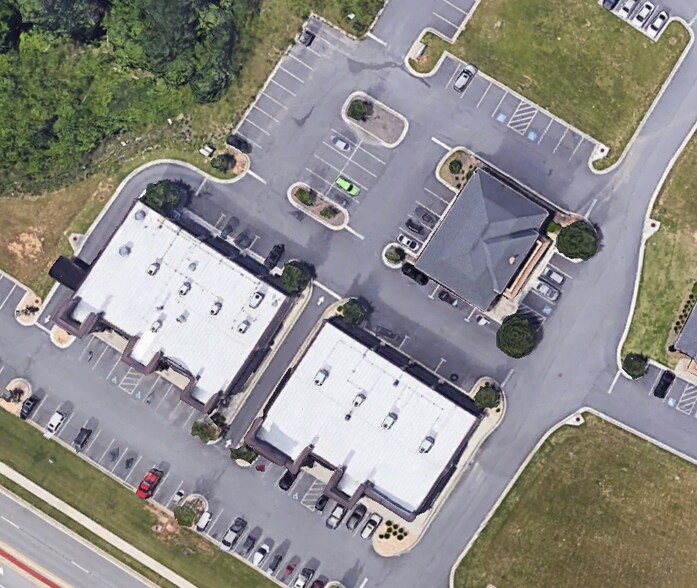 More Photos Of 2495 Cedarcrest Rd, Acworth Storefront For Lease