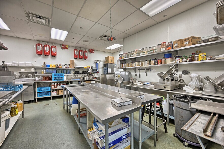 More Photos Of 589 Salem Rd, Etters Restaurant For Sale